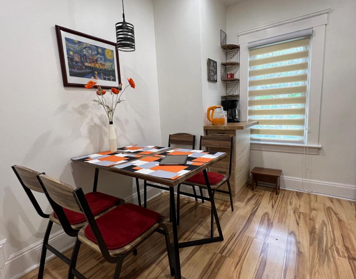 Ferienwohnung Trendy In Tremont, Cleveland Exterior foto